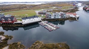 Aerial view - Sula Rorbuer og Havhotell (Frøya)