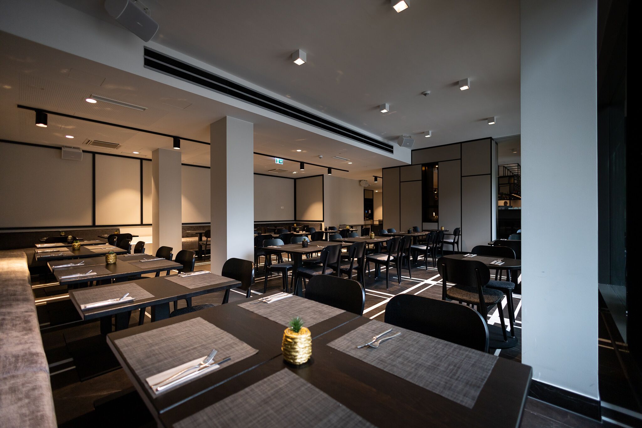 daily buffet breakfast (eur 19.50 per person)