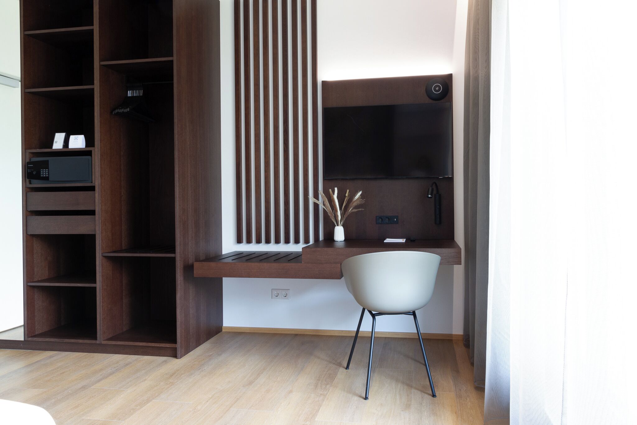 business studio | living area | 42-inch flat-screen tv with satellite channels, tv, heated floors