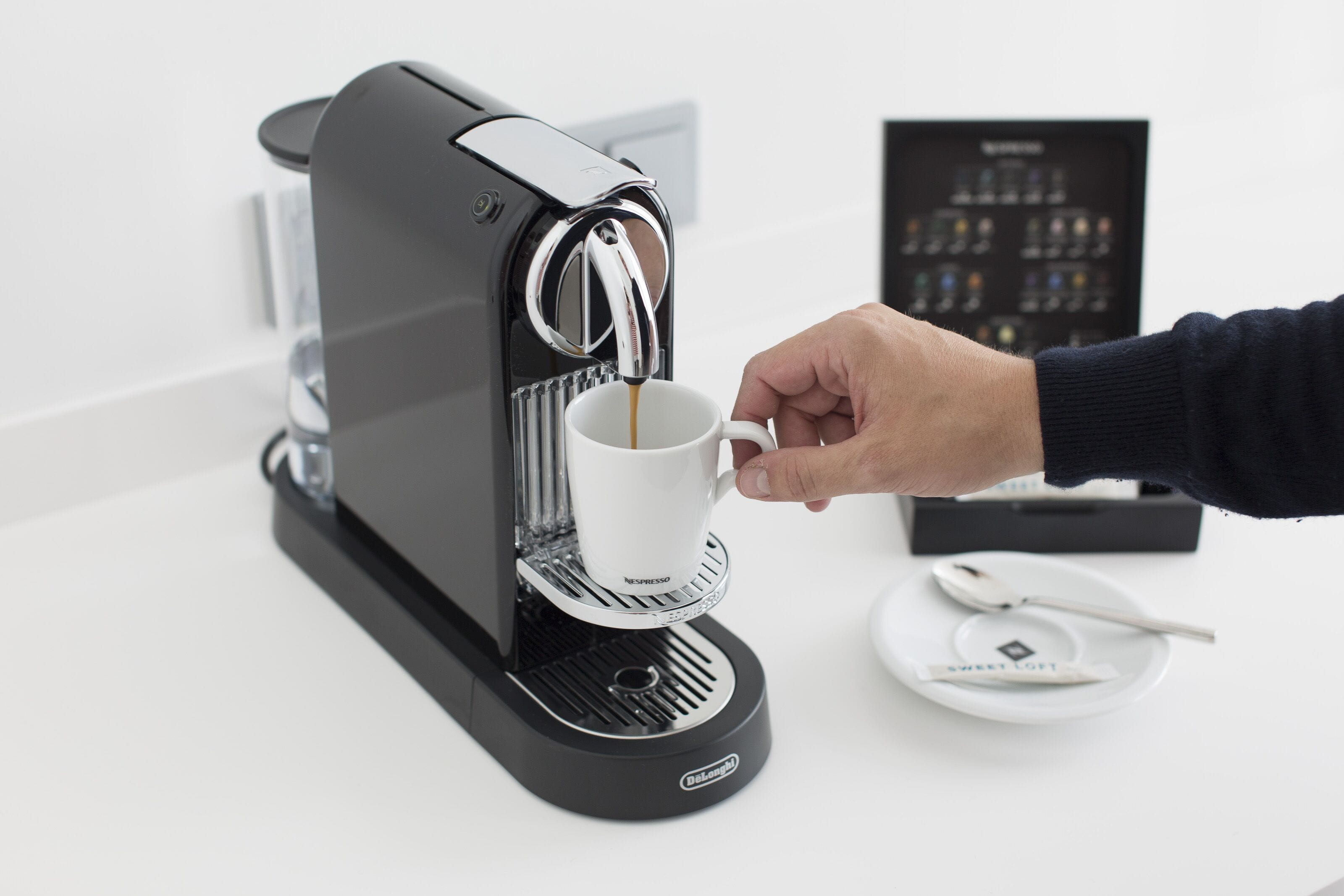 comfort double room, 1 king bed | room amenity