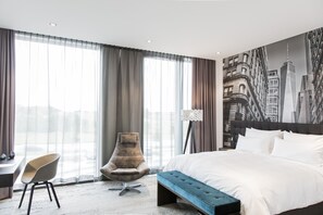 Comfort Double Room, 1 King Bed | 1 bedroom, hypo-allergenic bedding, desk, laptop workspace