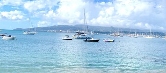 Luxury T3 apartment, Waterfront