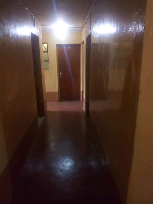 Hallway - Kikuyu Guest House (Kikuyu)