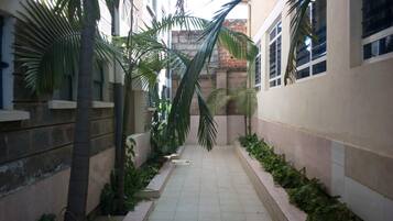 Halaman properti