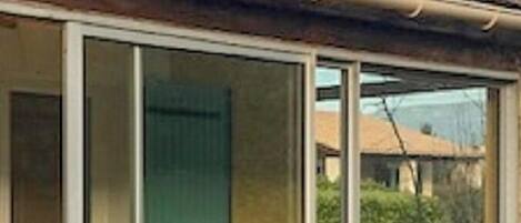 تفاصيل الفندق من الخارج