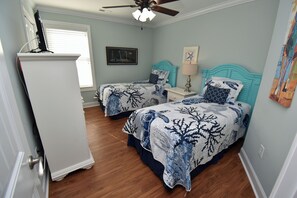 3 bedrooms, Internet
