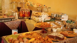 Breakfast buffet - Hotel Bellavista (San Bartolomeo al Mare)