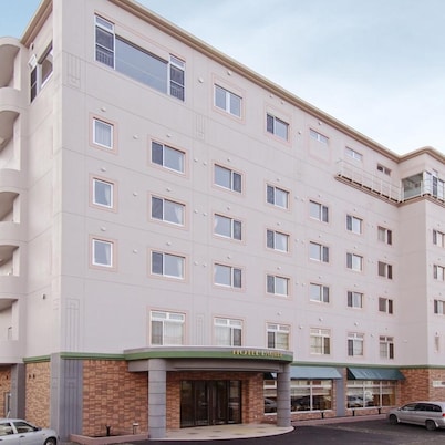 Hotel Laurel