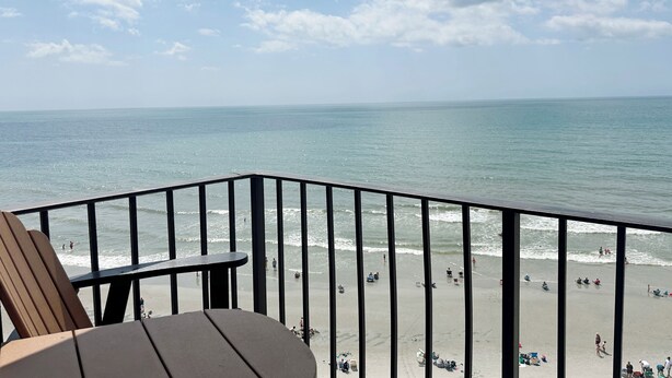 A balcony with a view of the beach and ocean. - Royal Garden Resort 811 - Oceanfront in Garden City Beach (Garden City)