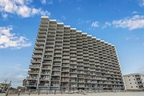 Exterior - Royal Garden Resort 214 - Oceanfront in Garden City Beach (Garden City)