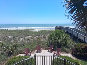 Property grounds - Second Creek - Oceanfront in Garden City Beach (Garden City)