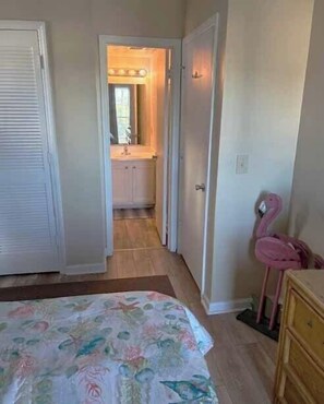 2 bedrooms, Internet