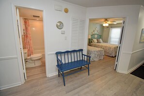 2 bedrooms, internet
