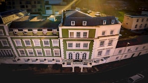 Front of property - The Clarendon Royal Hotel (Gravesend)
