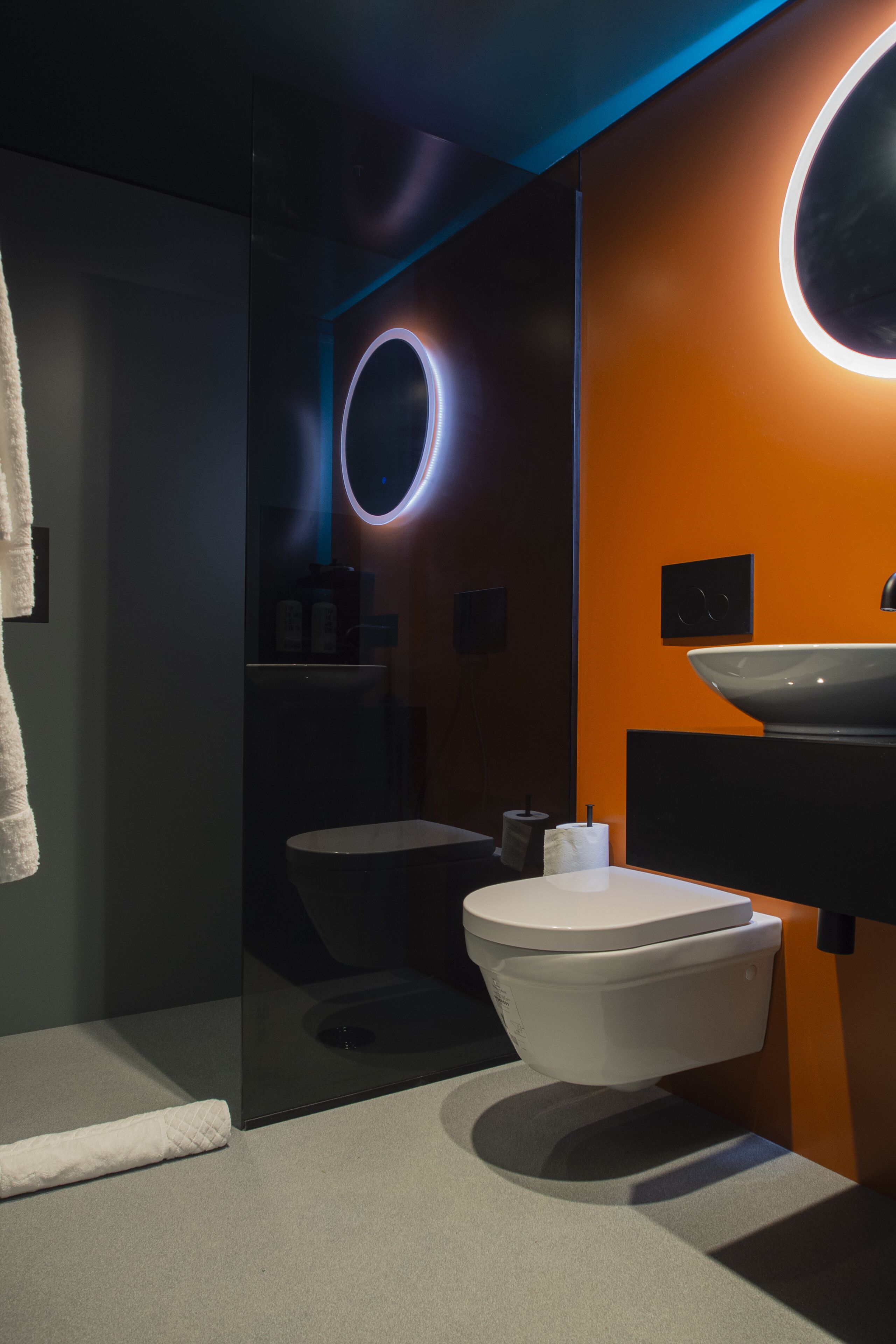 shower, rainfall showerhead, eco-friendly toiletries, hair dryer