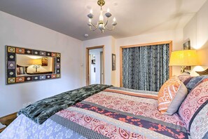 4 habitaciones, tabla de planchar con plancha y acceso a internet 