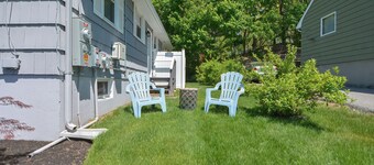 Ryal Side Hideaway: Beverly Charm