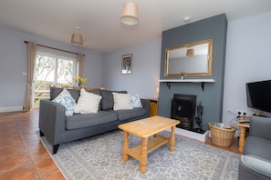 Fireplace, DVD player - Seacliff Holiday Homes (Dunmore East)
