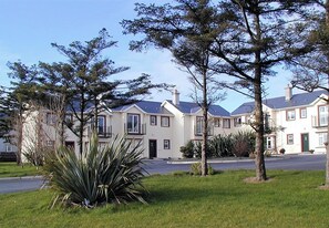 Exterior - Seacliff Holiday Homes (Dunmore East)