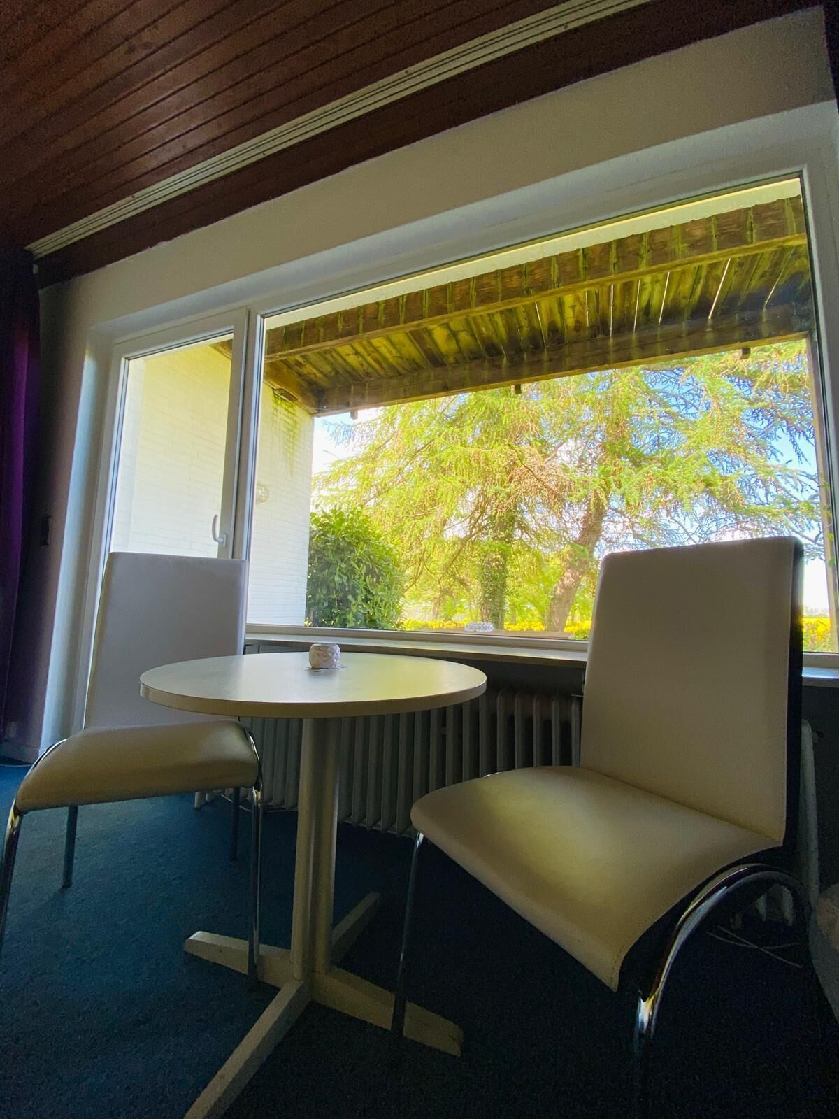 Schreibtisch, kostenloses WLAN, Rollstuhlgeeignet