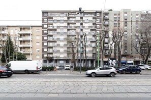 Exterior - GuestHost - ☆APT at 11 min walk from LORETO STOP! x6☆ (Milano)
