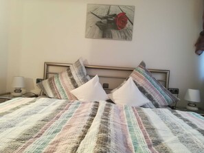 2 Schlafzimmer, WLAN, BettwÀsche