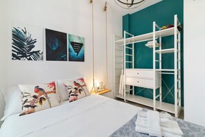 1 habitación, tabla de planchar con plancha y wifi 