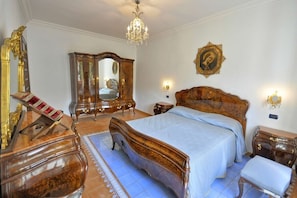 3 bedrooms, iron/ironing board, free WiFi, bed sheets - Casa Monia in Sorrento centre (Sorrento)