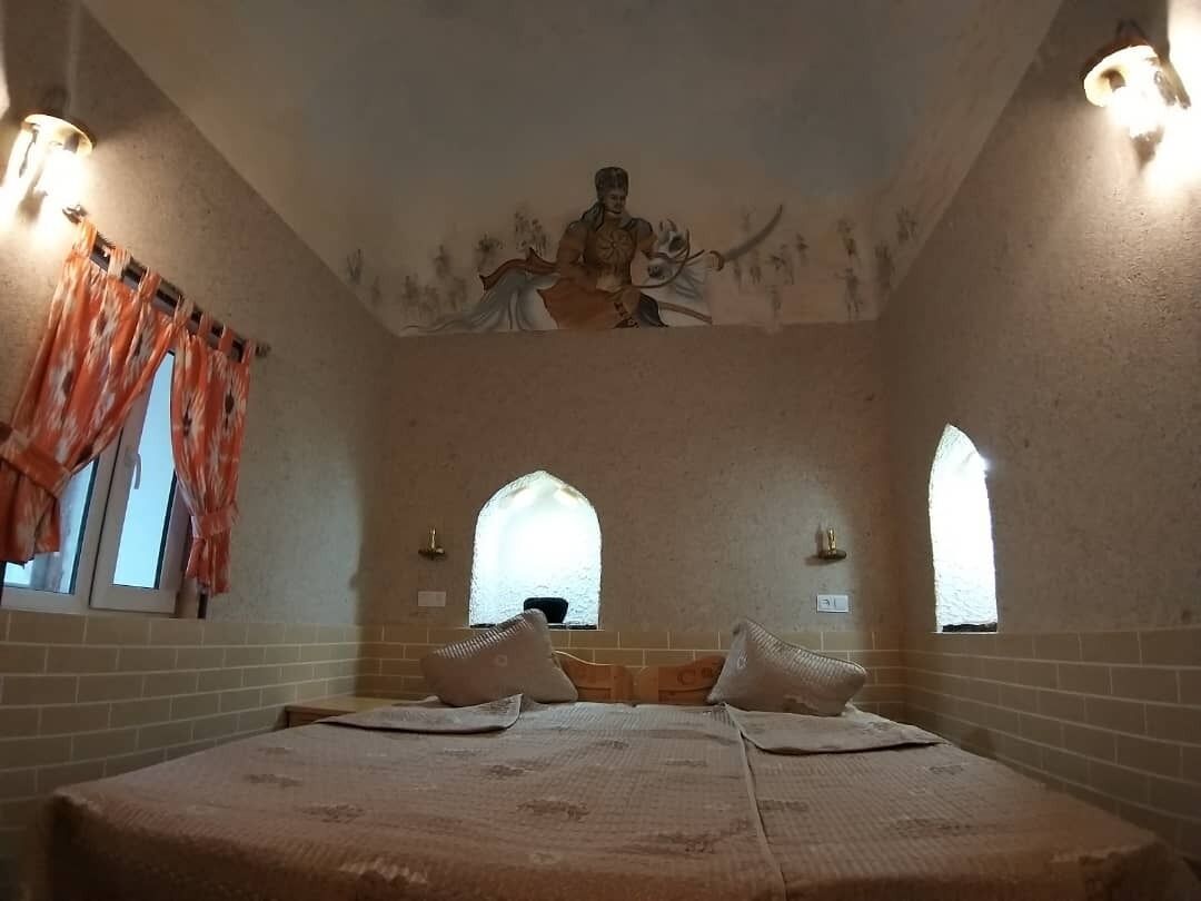 Double Room | Blackout drapes, iron/ironing board, free WiFi