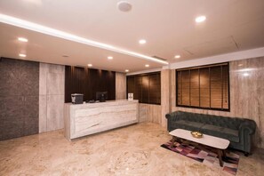 Lobby - Hotel SMA Grand Inn (Chennai)