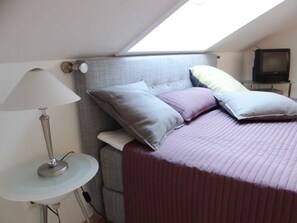 3 chambres, lit parapluie, Wi-Fi, draps fournis