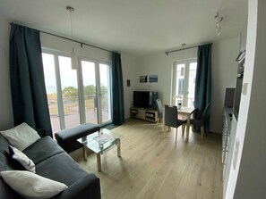 Unclassified image, 4 of 11, button - Baabe villas ensemble VE 19 sea view romanticism Ref. 215919 (Baabe)