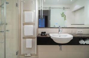 Familienzimmer | Badezimmer