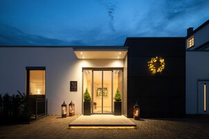 Entrada al alojamiento