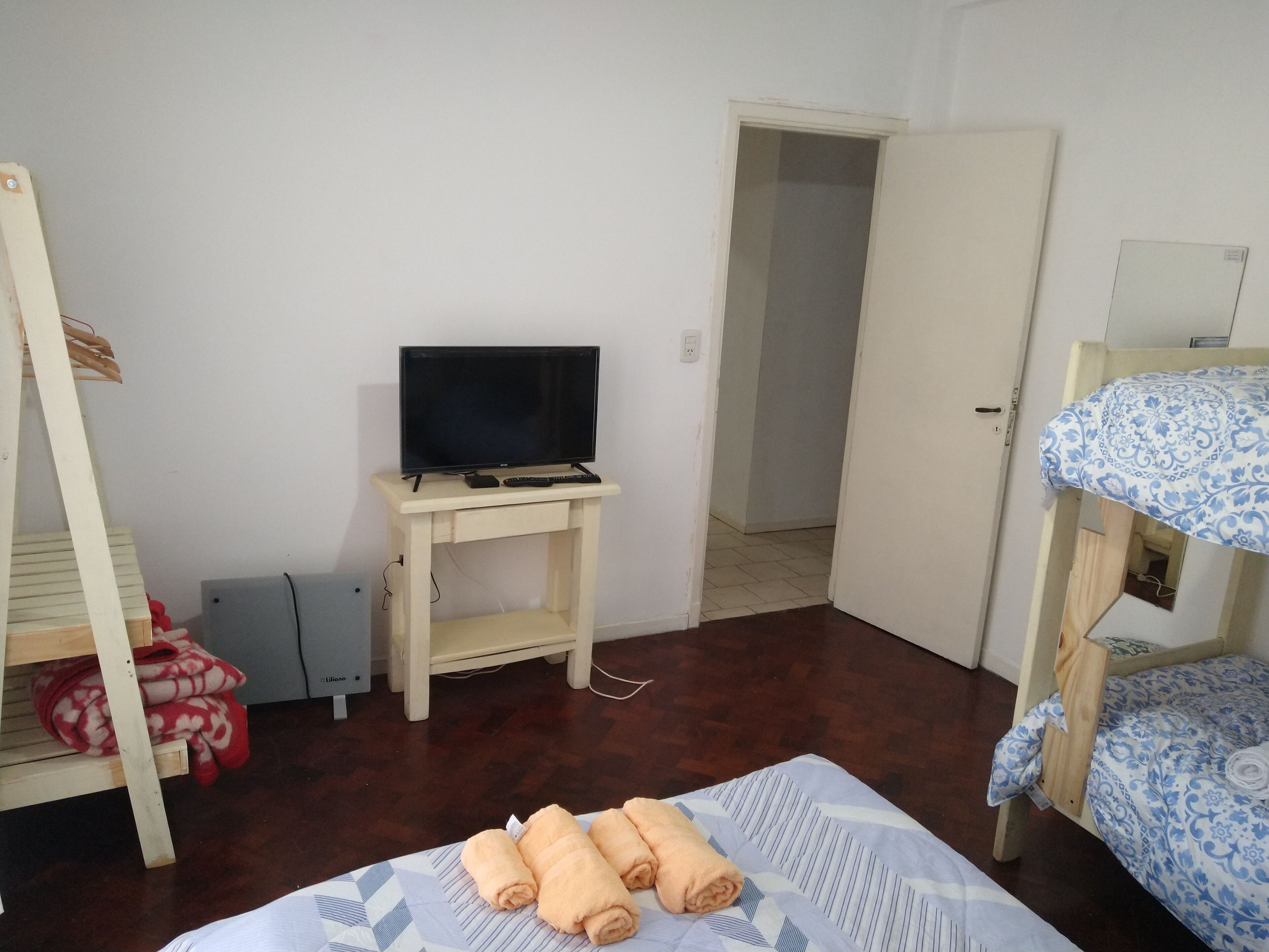 Comfort Room, Balcony | Television