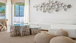 TV, DVD player, stereo - Luxurious Villa with Private Bay, Pool, Terrace, Gorgeous Views (Ibiza)