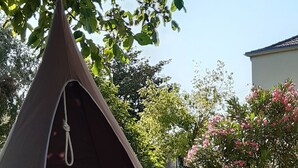 Exterior detail - La Clé du Puy (Cabariot)
