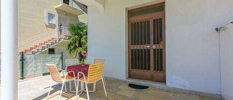 Apartment (A1) | Terrace/patio