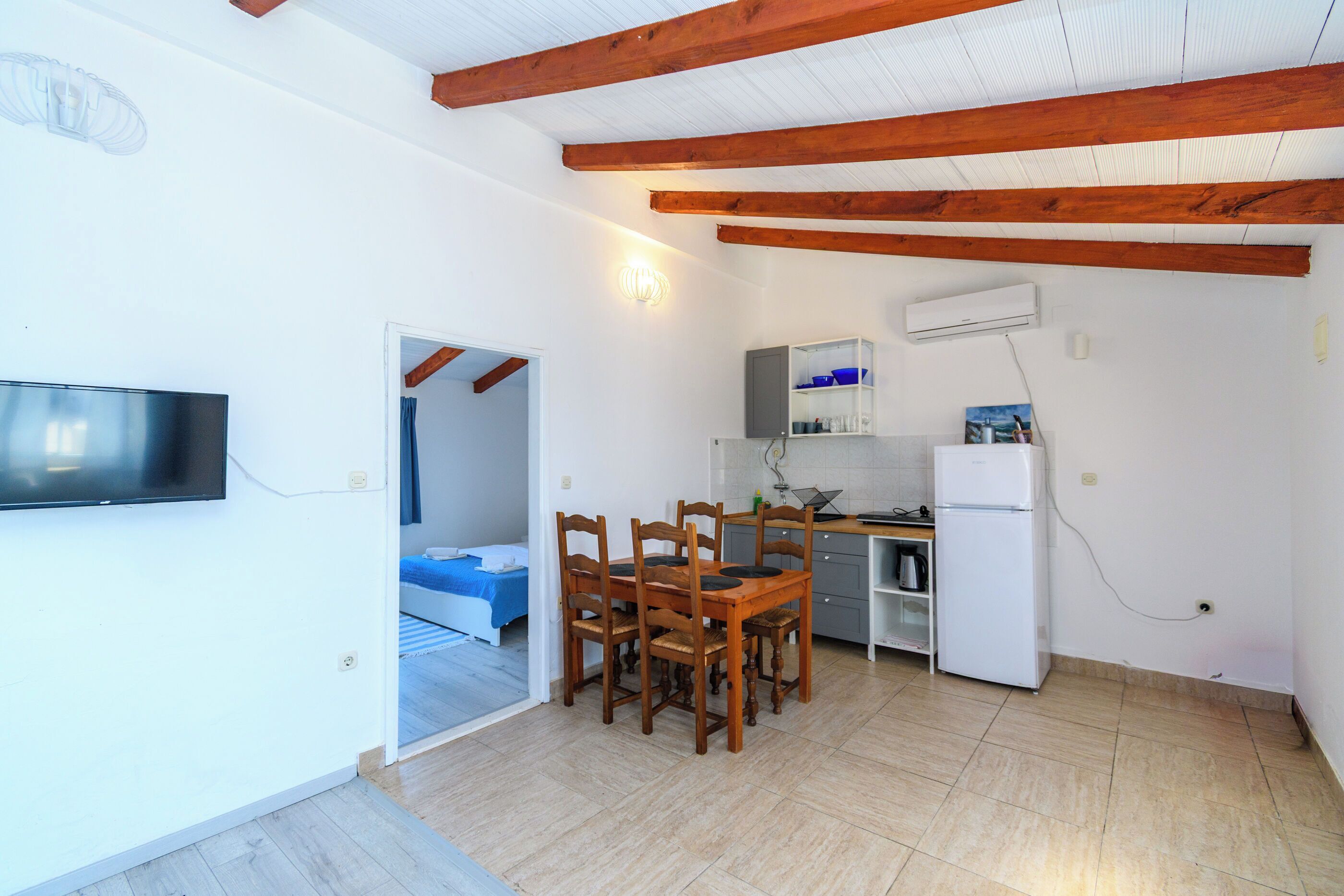 Apartment (A5) | Private kitchen | Fridge, microwave, stovetop, espresso maker