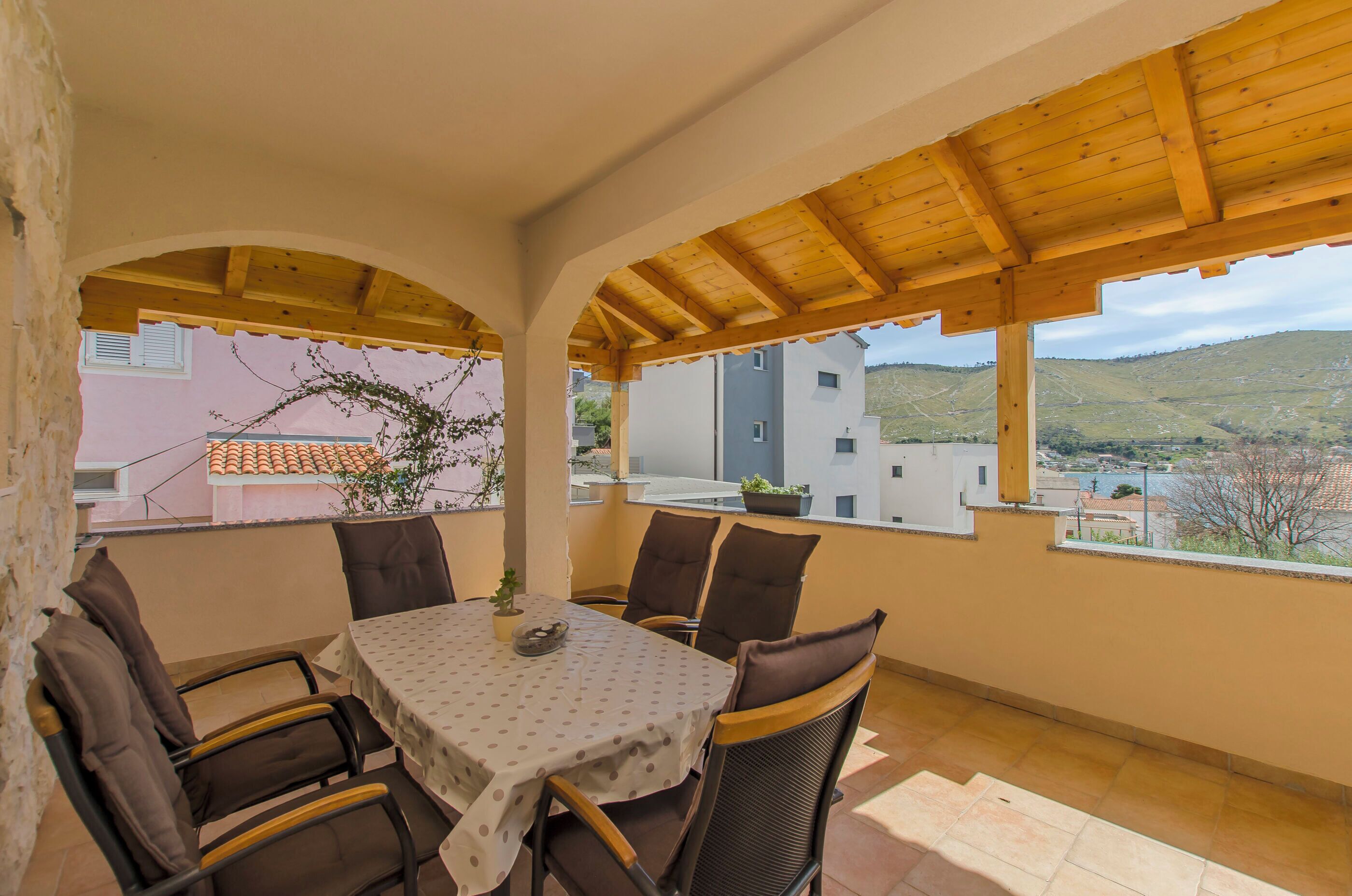 Apartment (A1) | Outdoor dining