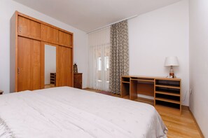 Apartment (A1)