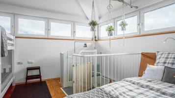 1 bedroom, iron/ironing board, free WiFi, bed sheets