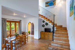 Dining - Holiday Home 'S Estanyol' with Sea View, Wi-Fi and Air Conditioning (Urbanización S'Estanyol)