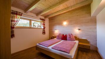 3 soverom, strykejern/-brett, wi-fi (inkludert) og sengetøy