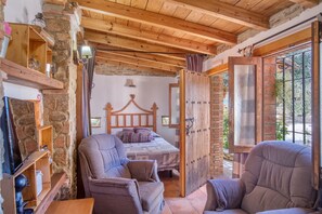 5 bedrooms, iron/ironing board, free WiFi, bed sheets - Holiday Home “Alojamiento Rural La Pila” with Mountain View, Wi-Fi (Ronda)