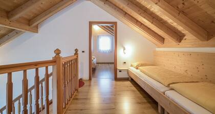 Appartement idyllique "Dolomiten" avec balcon, jardin et Wi-Fi