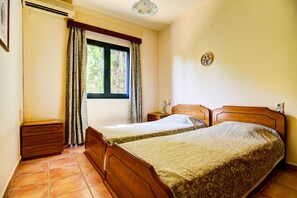 3 habitaciones, tabla de planchar con plancha y wifi 