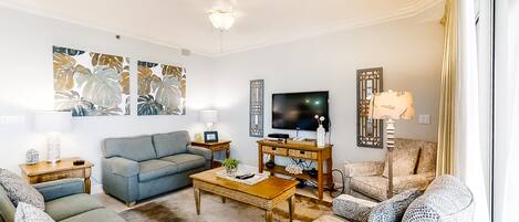 Televisión, reproductor de DVD y estéreo