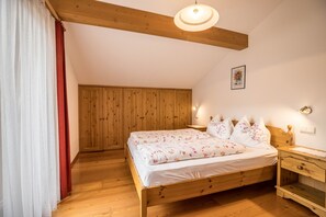 2 makuuhuonetta, ilmainen Wi-Fi, vuodevaatteet