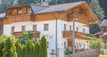 Gemütliche Ferienwohnung "Kornblume - Mesnerhof" mit Bergblick, WLAN, Balkon & Garten